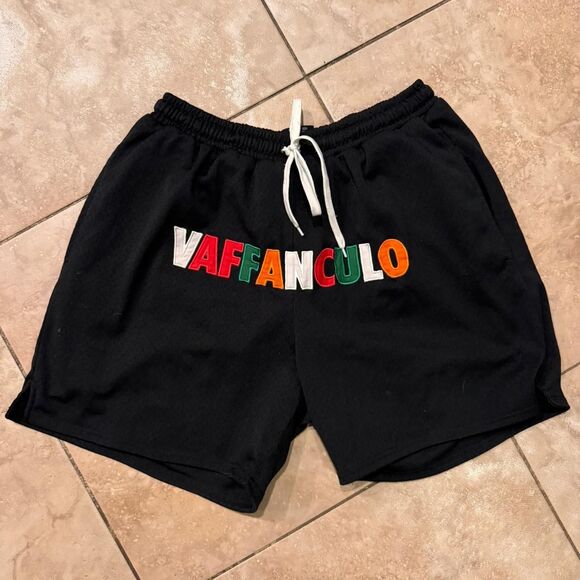 Unbranded Men's Black Shorts - Picture 1 of 3